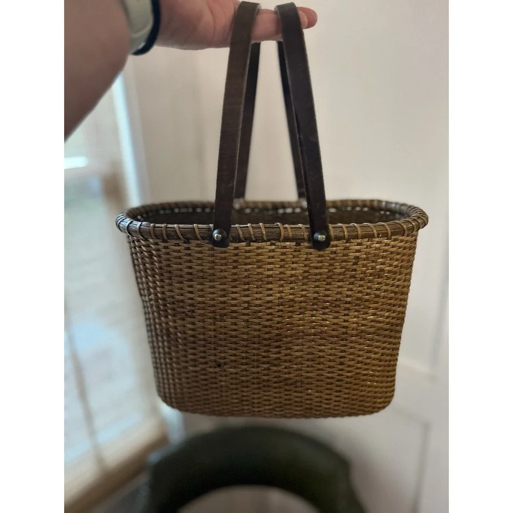 Vintage Swing Nantucket Basket Purse handbag Double Handles Shopping